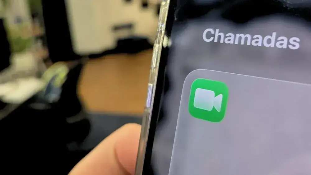 Apple alerta: golpe no FaceTime pode limpar sua conta