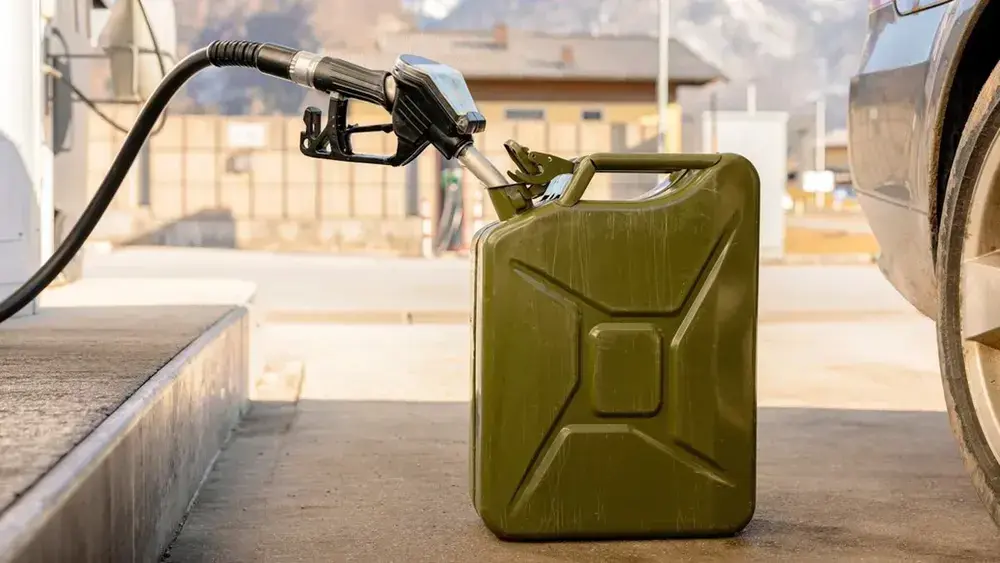 Gasolina E32: saiba como afeta seu carro